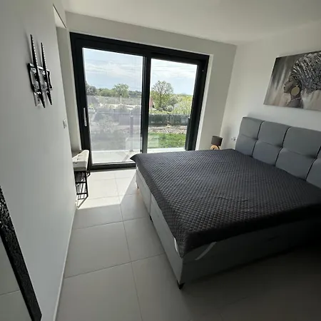 Apartment Seabay B3